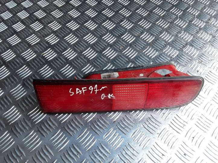 Renault Safrane (1996 - 2000)  7700847102 Задний фонарь в крышке багажника