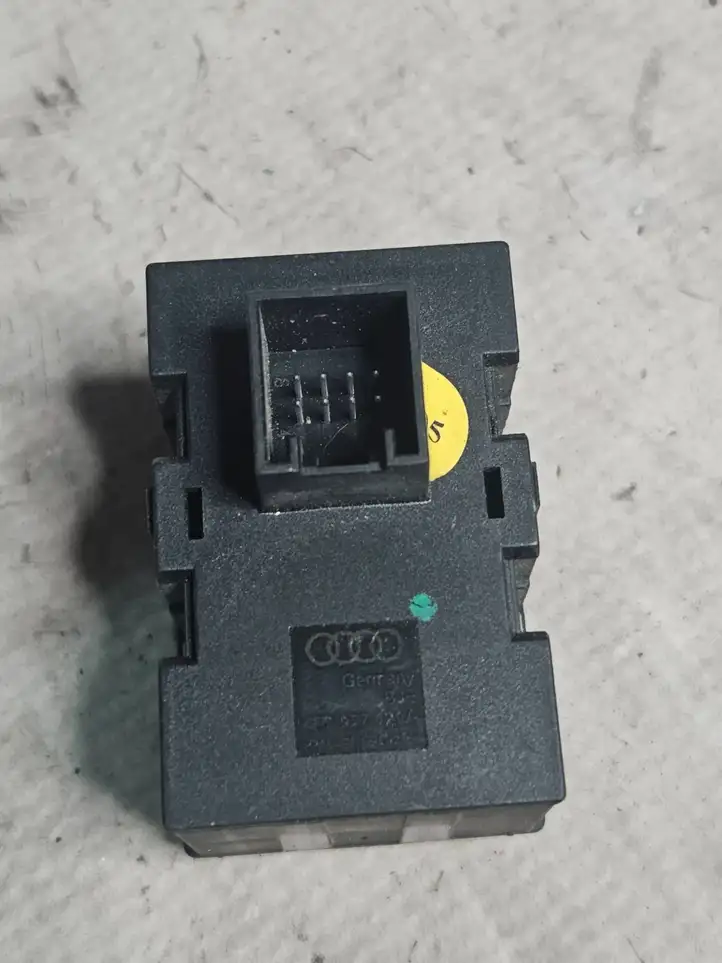 Audi A6 S6 C6 4F (2004 - 2008) 4f0927123a Включатель регулировки освещения панели — фото 2