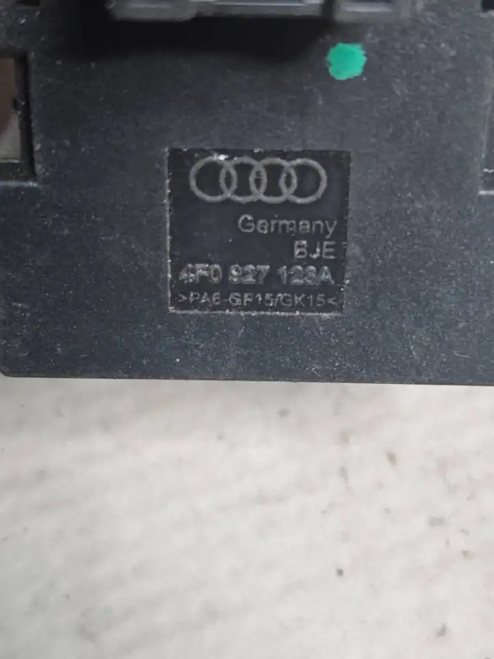 Audi A6 S6 C6 4F (2004 - 2008) 4F0927123A Включатель регулировки освещения панели — фото 3