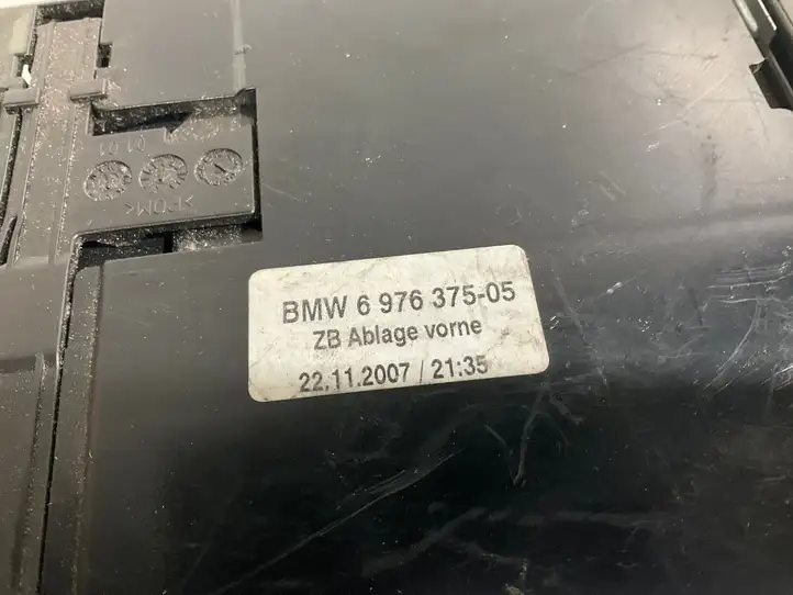 BMW 5 E60 E61 (2004 - 2010) 6976375 Передняя пепельница — фото 4
