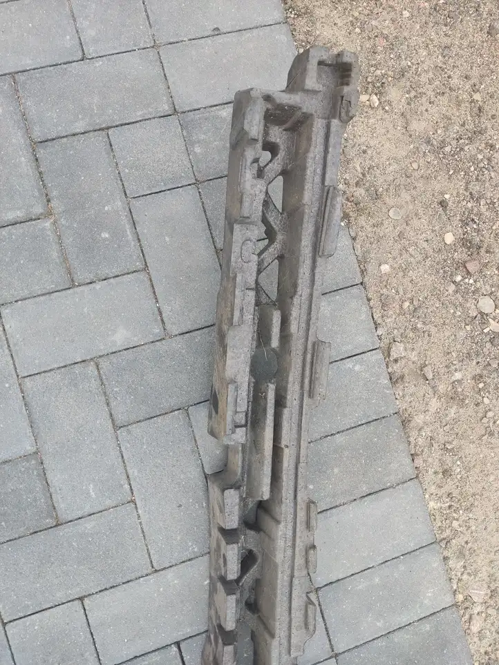 BMW 5 F10 F11 (2009 - 2016)  72000707 Пенопласт бампера