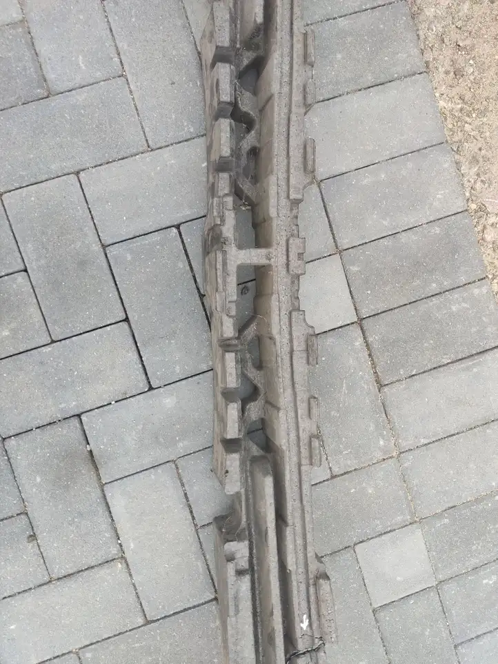 BMW 5 F10 F11 (2009 - 2016)  72000707 Пенопласт бампера