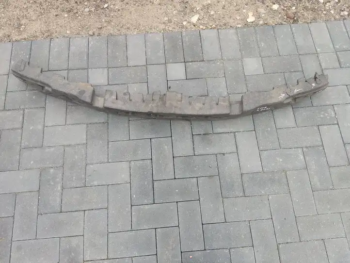 BMW 5 F10 F11 (2009 - 2016)  72000707 Пенопласт бампера