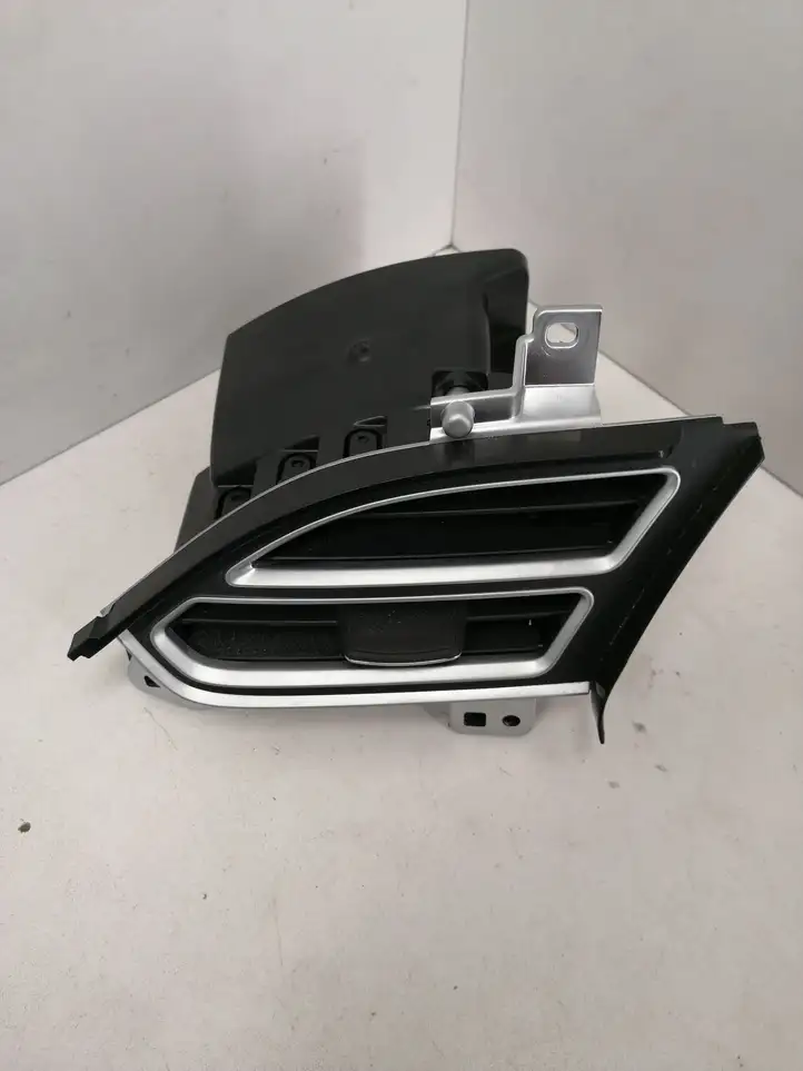 Tesla Model X (2015 - 2021) 100783400C Боковой воздушный дефлектор — фото 1