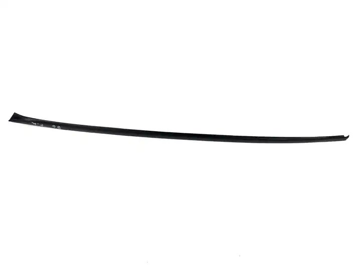Volkswagen PASSAT B6 (2005 - 2010) 3c0854327a Накладка стоек лобового стекла — фото 1