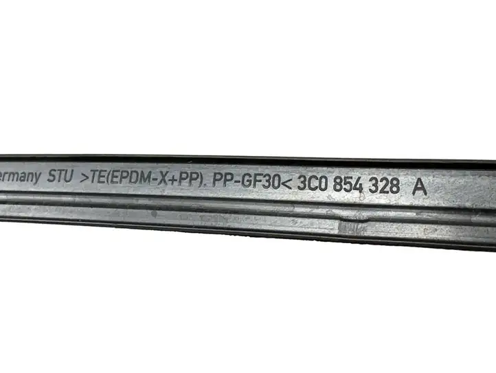 Volkswagen PASSAT B6 (2005 - 2010) 3c0854328a Накладка стоек лобового стекла — фото 5