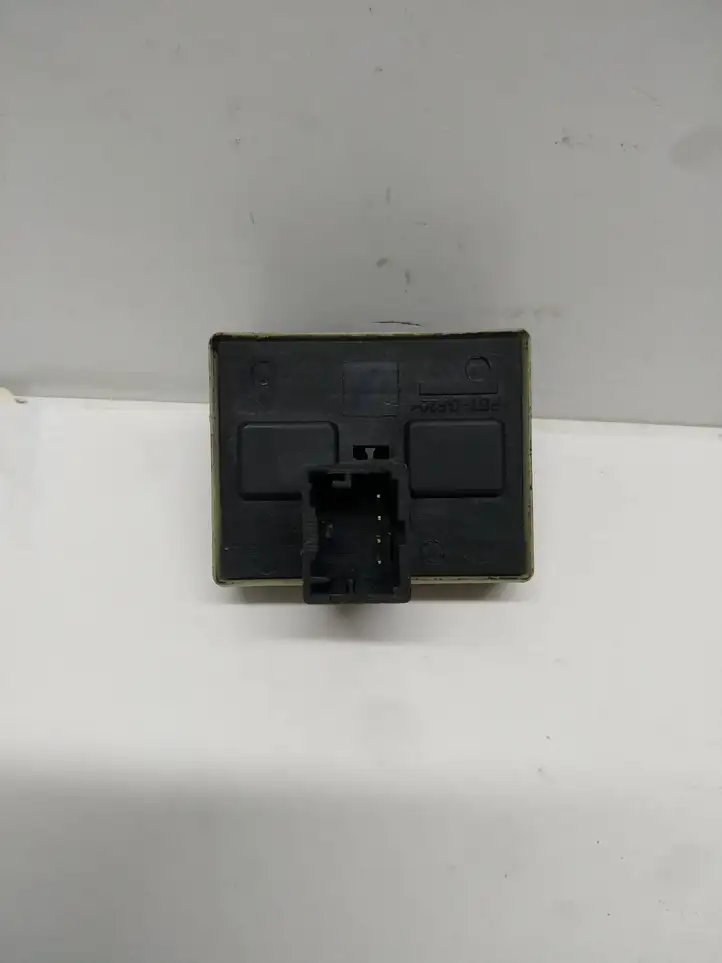 Volkswagen Polo (2001 - 2005) 6Q0959858 Блок кнопок стеклоподъемников — фото 2