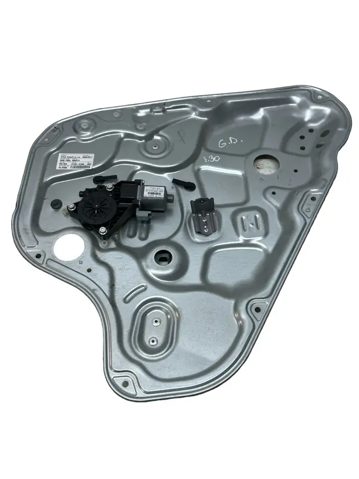 Hyundai i30 (2007 - 2012) 814202L000 Механический стеклоподъемник задней двери — фото 1