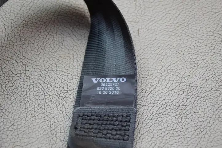 Volvo XC90 (2014 - 2019) 39825727 Задний ремень безопасности — фото 2