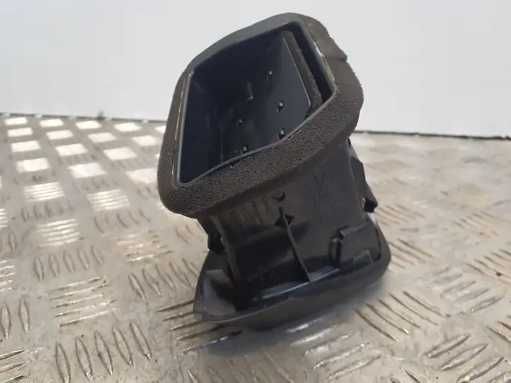 Nissan Qashqai (2013 - 2017) 687614EA0A Боковой воздушный дефлектор — фото 3