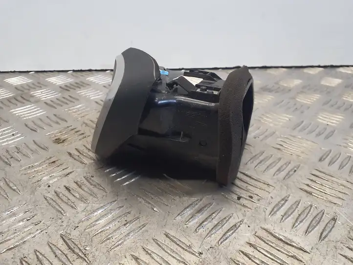 Nissan Qashqai (2013 - 2017) 687614EA0A Боковой воздушный дефлектор — фото 4