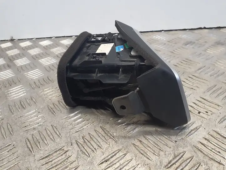 Nissan Qashqai (2013 - 2017) 687614EA0A Боковой воздушный дефлектор — фото 7