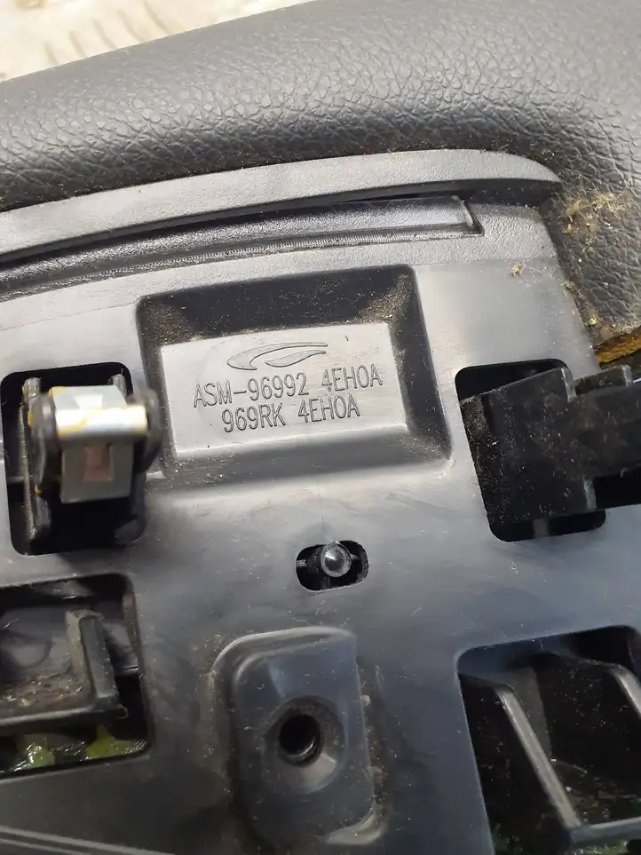 Nissan Qashqai (2013 - 2017) 969RK4EH0A Другая деталь консоли (туннеля) — фото 6