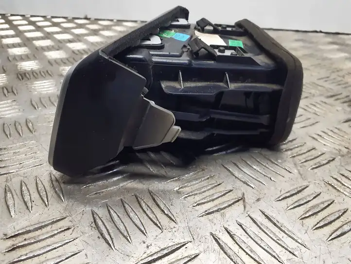 Nissan Qashqai (2013 - 2017) 30490027 Боковой воздушный дефлектор — фото 6