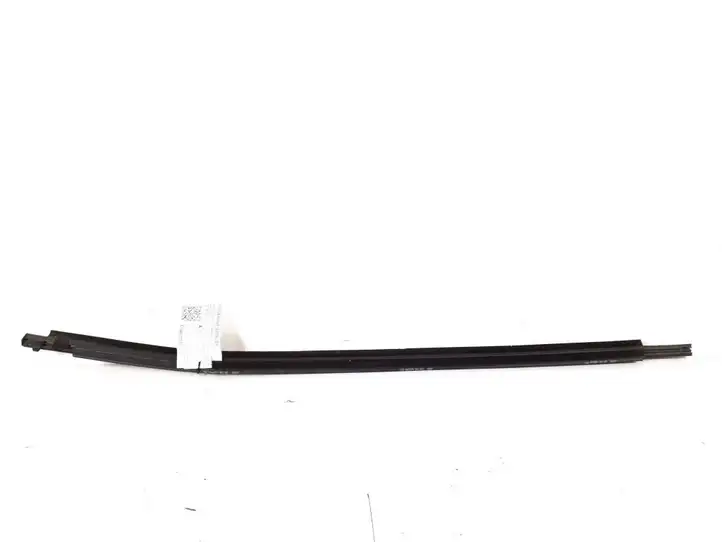 Toyota Auris 150 (2006 - 2012) 75740-02121 Молдинги задней двери — фото 2