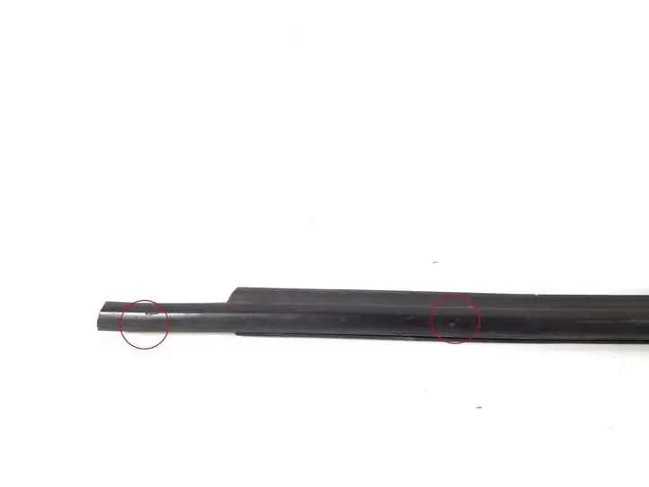 Toyota Auris 150 (2006 - 2012) 75740-02121 Молдинги задней двери — фото 3