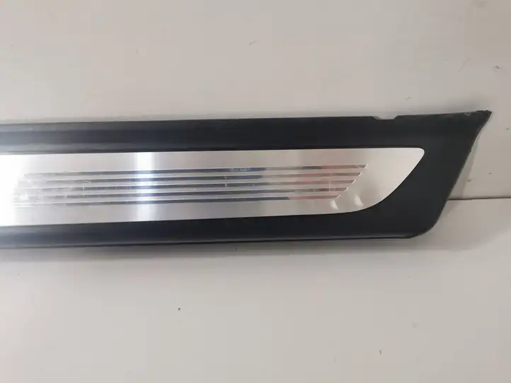 BMW 6 F12 F13 (2010 - 2018) 8051706 Внутренняя обшивка порога (комплект) — фото 3