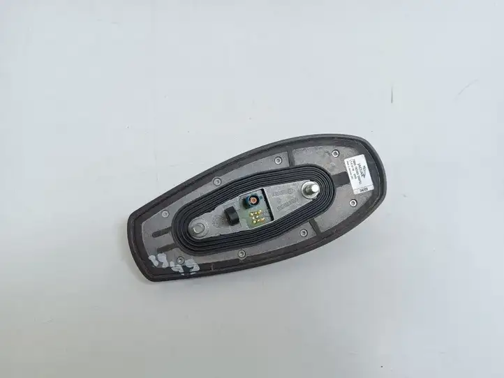 Jaguar XF X250 (2007 - 2015) 7W9319C089 GPS антенна — фото 2