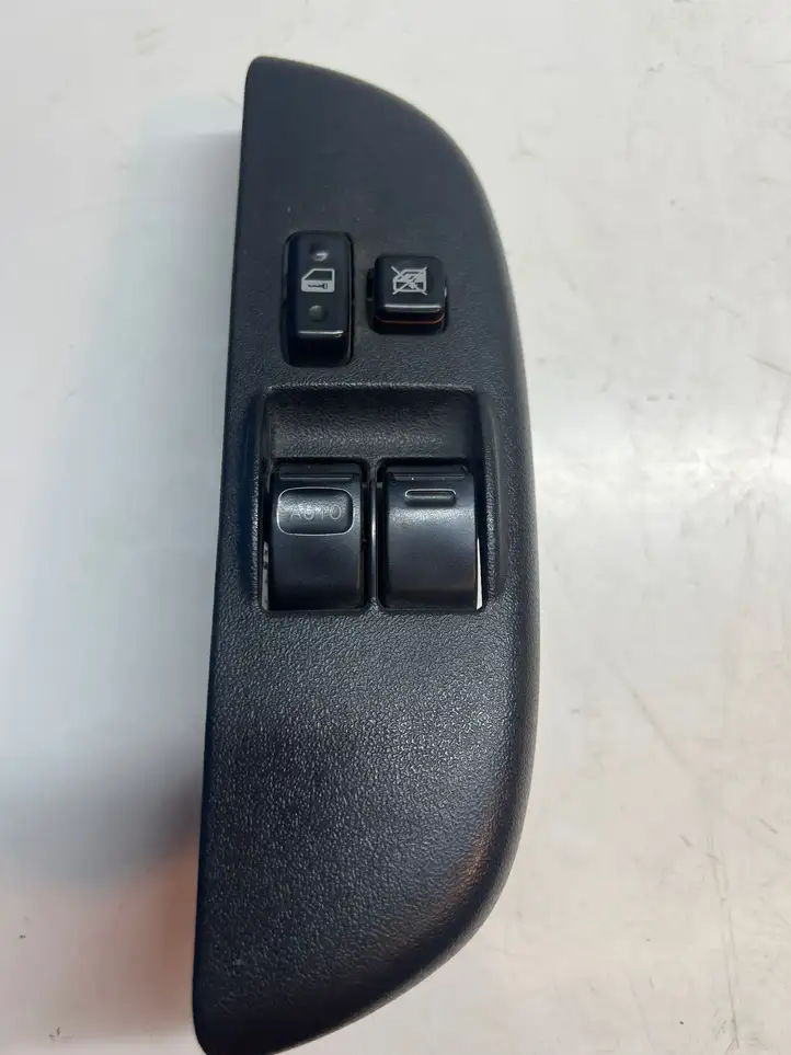 Toyota Yaris Verso (1999 - 2005) 8482052170 Блок кнопок стеклоподъемников — фото 1