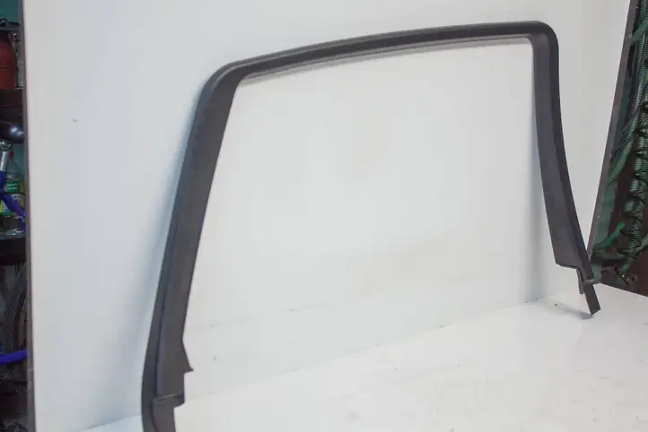 Mercedes-Benz R W251 (2005 - 2013) A2517350171 Накладка стекла задней двери — фото 3