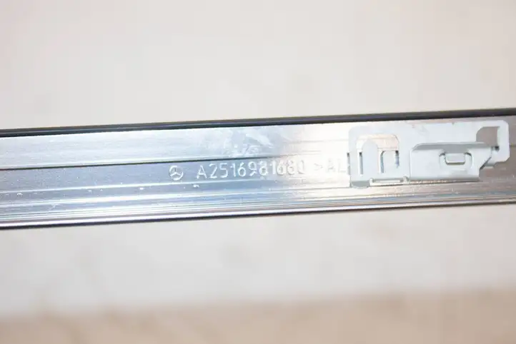 Mercedes-Benz R W251 (2005 - 2013) A2516981680 Накладка стекла задней двери — фото 7