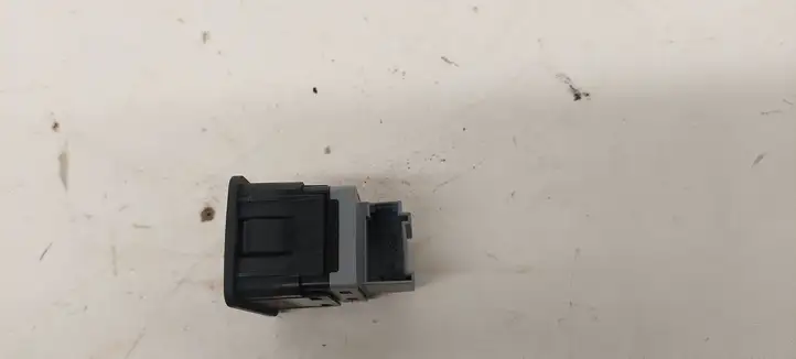 Audi A3/S3 8P (2003 - 2005) 8P0962109 Другие включатели / ручки/ переключатели — фото 5