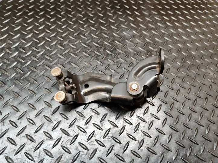 Seat Alhambra (Mk2) (2010 - 2017) 7N0843335F Средняя направляющая ролика раздвижной двери — фото 1