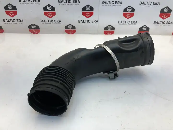 BMW 3 F30 F35 F31 (2012 - 2018) 10991213 Трубка подачи воздуха — фото 1