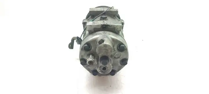 Renault Scenic I (1996 - 2003) 8200040681 Компрессор (насос) кондиционера воздуха — фото 2
