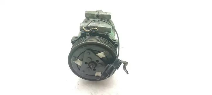 Renault Scenic I (1996 - 2003) 8200040681 Компрессор (насос) кондиционера воздуха — фото 4