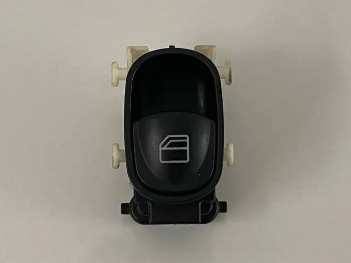 Mercedes-Benz C W203 (2000 - 2007)  A2038200210 Кнопка стеклоподъемников