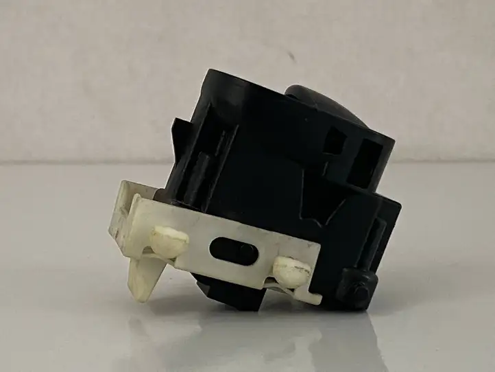 Mercedes-Benz C W203 (2000 - 2007)  A2038200210 Кнопка стеклоподъемников