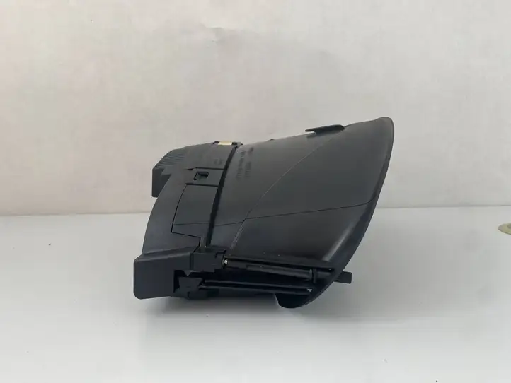 Mercedes-Benz C W203 (2000 - 2007) A2035401347 Спидометр — фото 7
