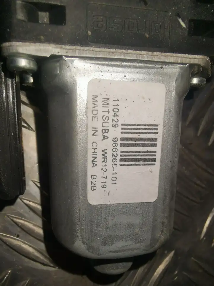 Volvo XC60 (2008 - 2013) 966265101 Стеклоподъемник задней двери — фото 4