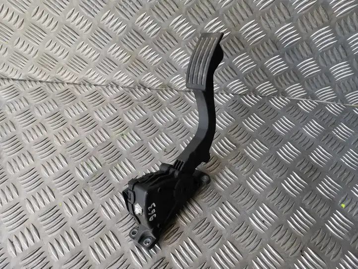 Ford Focus (2005 - 2008) 4M519F836AH Педаль акселератора — фото 3