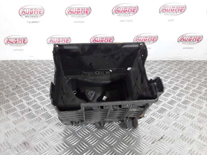 600915419G Volkswagen Polo IV 9N3 Akumuliatoriaus dėžė