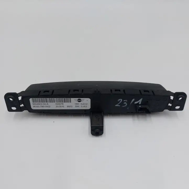 Mini Cooper Countryman R60 (2010 - 2016) 9804923 Блок кнопок на панели — фото 3