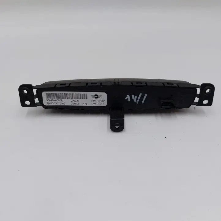 Mini Cooper Countryman R60 (2010 - 2016) 9804914 Блок кнопок на панели — фото 2