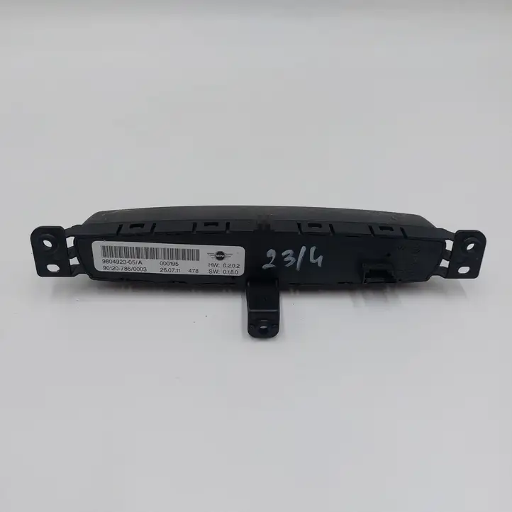 Mini Cooper Countryman R60 (2010 - 2016) 9804923 Блок кнопок на панели — фото 2