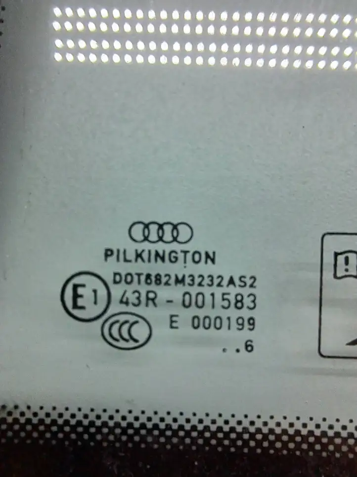 Audi A3/S3 8P (2004 - 2008) 43R001583 Заднее боковое стекло — фото 2