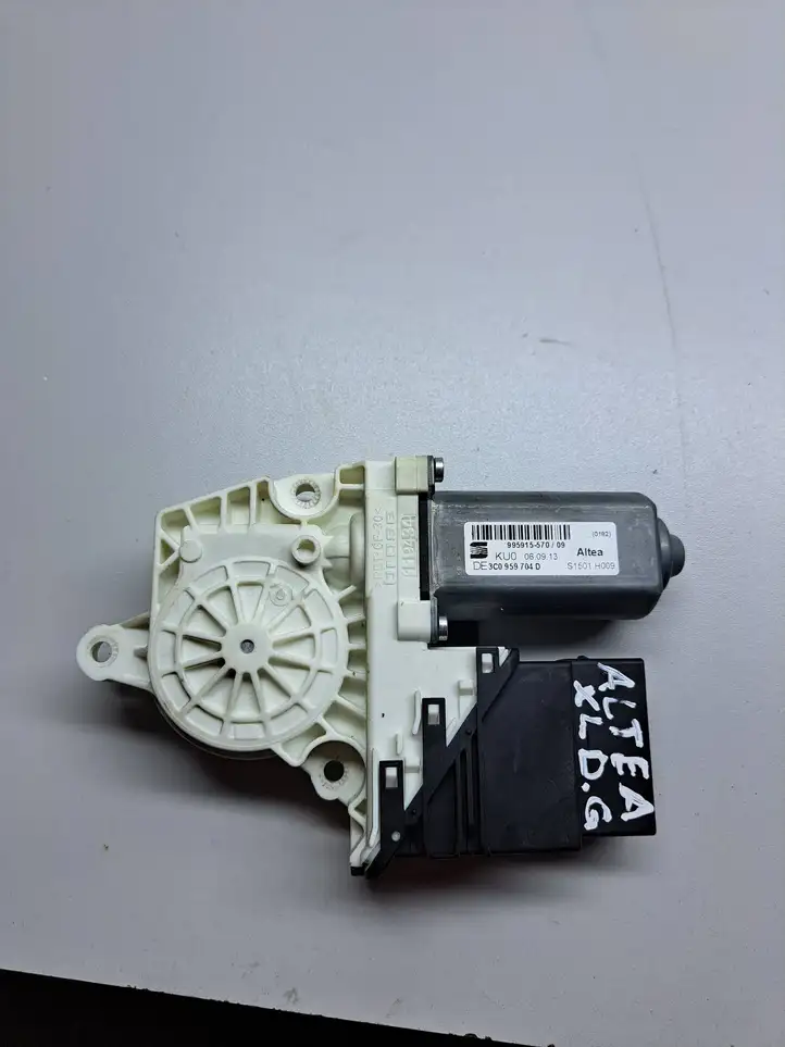 Seat Altea XL (2004 - 2015) 3C0959704D Стеклоподъемник задней двери — фото 1