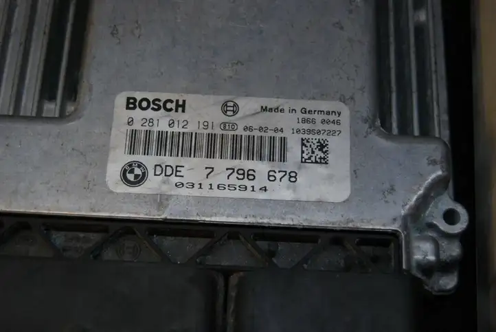 BMW 5 E60 E61 (2004 - 2010) 7796678 Комплект системы зажигания — фото 7