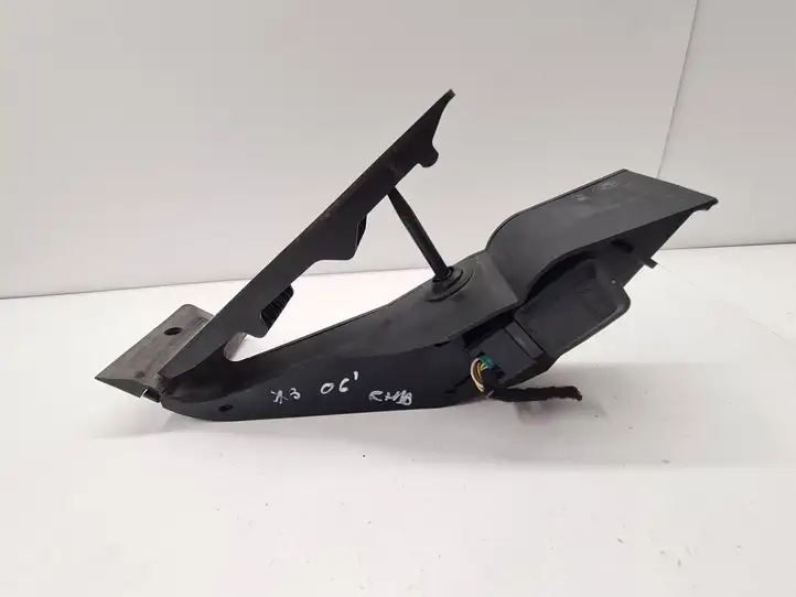 BMW X3 E83 (2003 - 2010)  6766930 Педаль акселератора