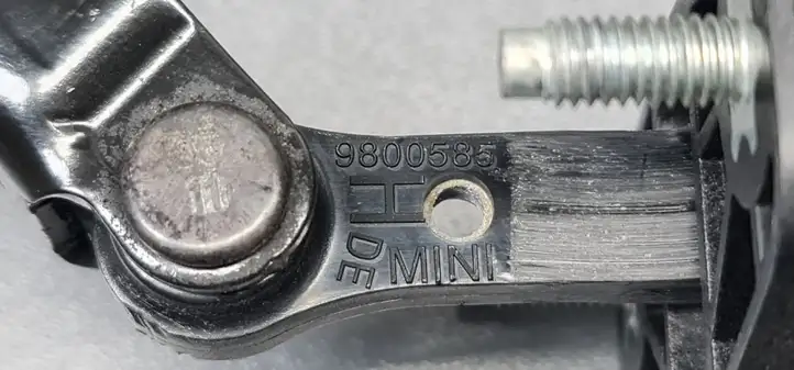 Mini Cooper Countryman R60 (2010 - 2016) 9800585 Ограничитель задней двери — фото 2
