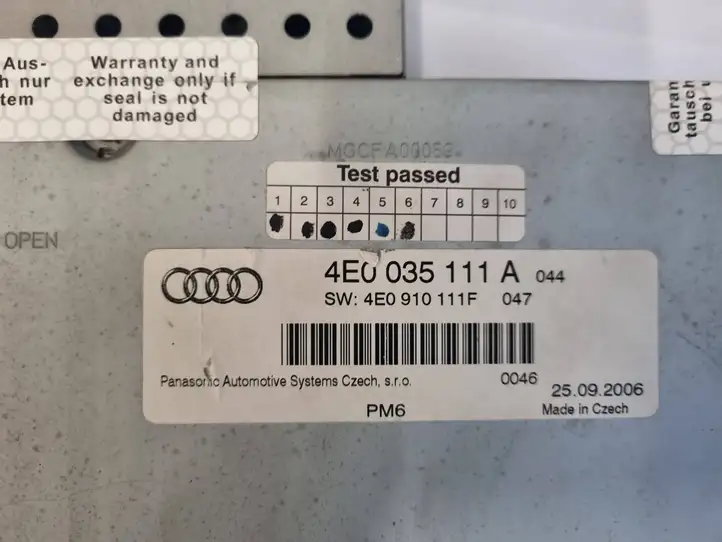 Audi A8 S8 D3 4E (2005 - 2007) 4E0035111A CD/DVD чейнджер — фото 5