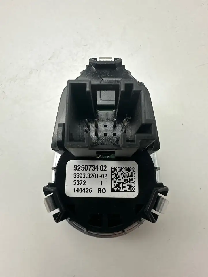 BMW 1 F20 F21 (2011 - 2019) 3393320102 Включатель зажигания и стартера — фото 2