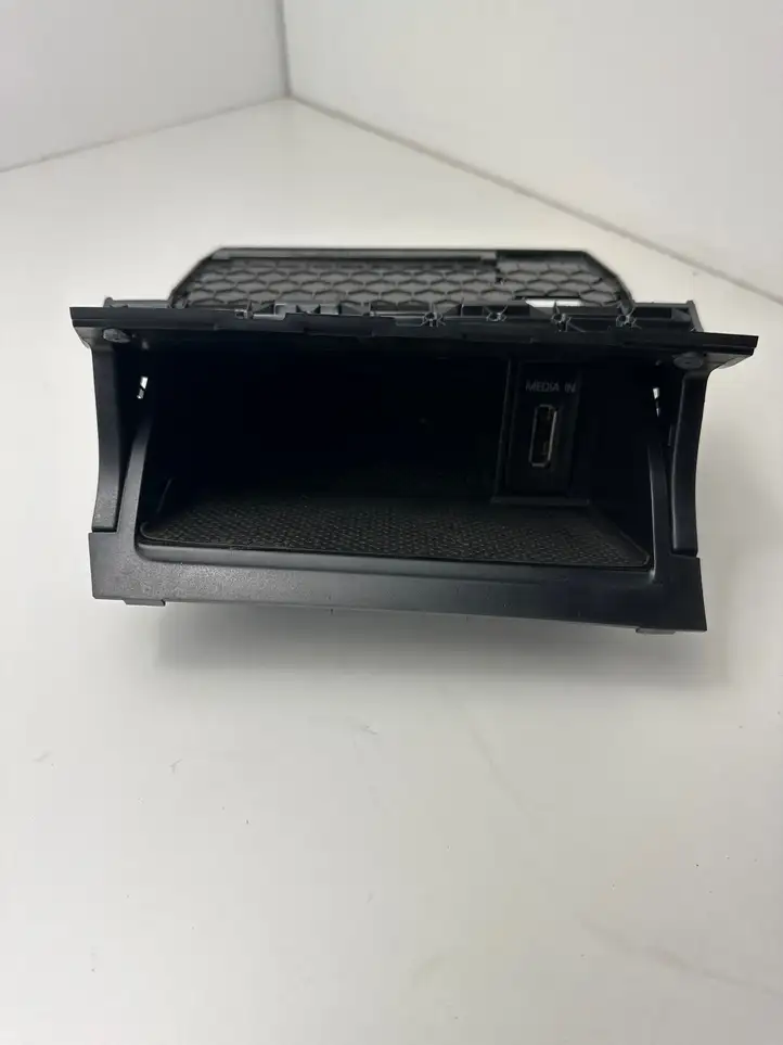 Volkswagen Golf VII (2013 - 2019) 5G1863391 Передняя пепельница — фото 3