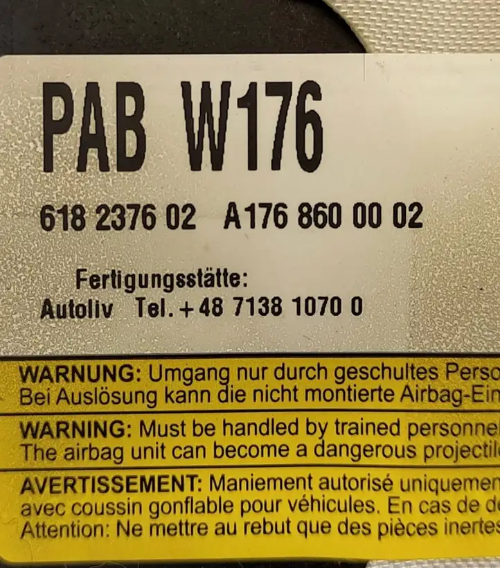 Mercedes-Benz A W176 (2012 - 2018) A1768600002 Подушка безопасности пассажира — фото 3