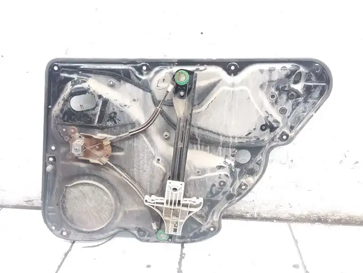 Volkswagen PASSAT B6 (2005 - 2010) 3C4839755G Механический стеклоподъемник задней двери — фото 2