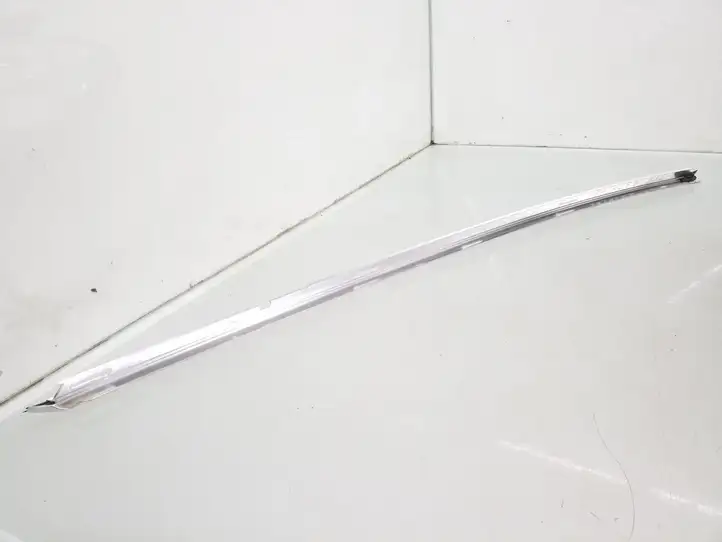 Mercedes-Benz E A207 (2010 - 2017) A2076730883 Накладка стекла передней двери — фото 4